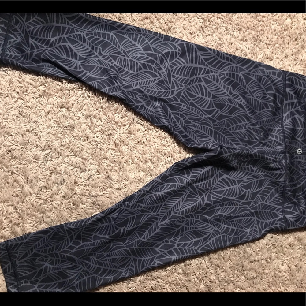 Lululemon capris